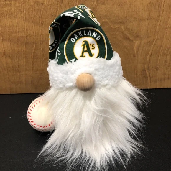 RARE Oakland A’s Gnome MLB Baseball Sports Fan Ball Gift Green White Athletics - Picture 2 of 4